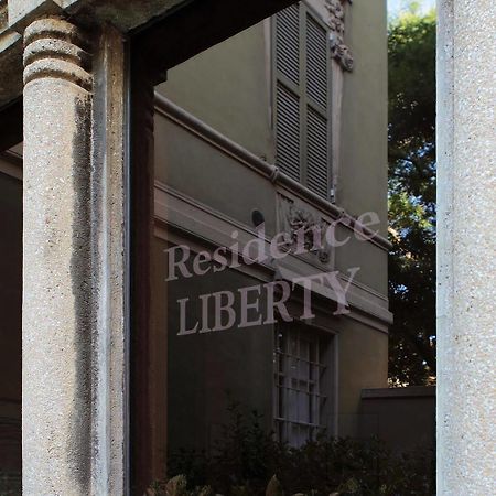 Residence Liberty Parma Bagian luar foto