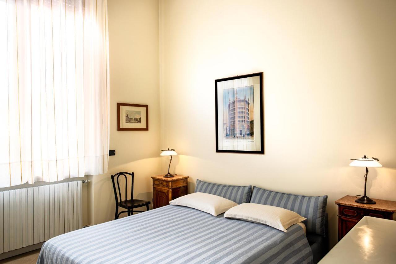 Residence Liberty Parma Bagian luar foto
