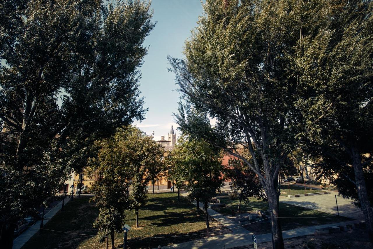 Residence Liberty Parma Bagian luar foto